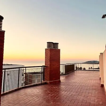 Atico Con Terraza En La Pineda