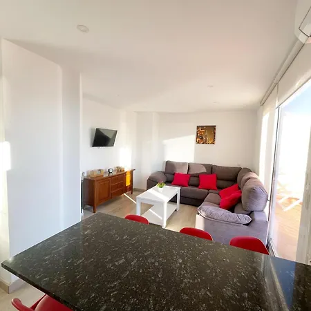 Atico Con Terraza En