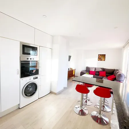 Atico Con Terraza En
