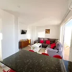 Apartamento Atico Con Terraza En *