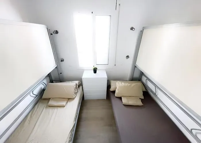 Atico Con Terraza En דירה *